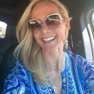 Meet your Posher, Nancy